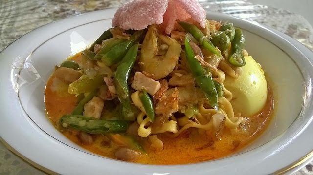 mjs_kitchen_-lontong_sayur_medan